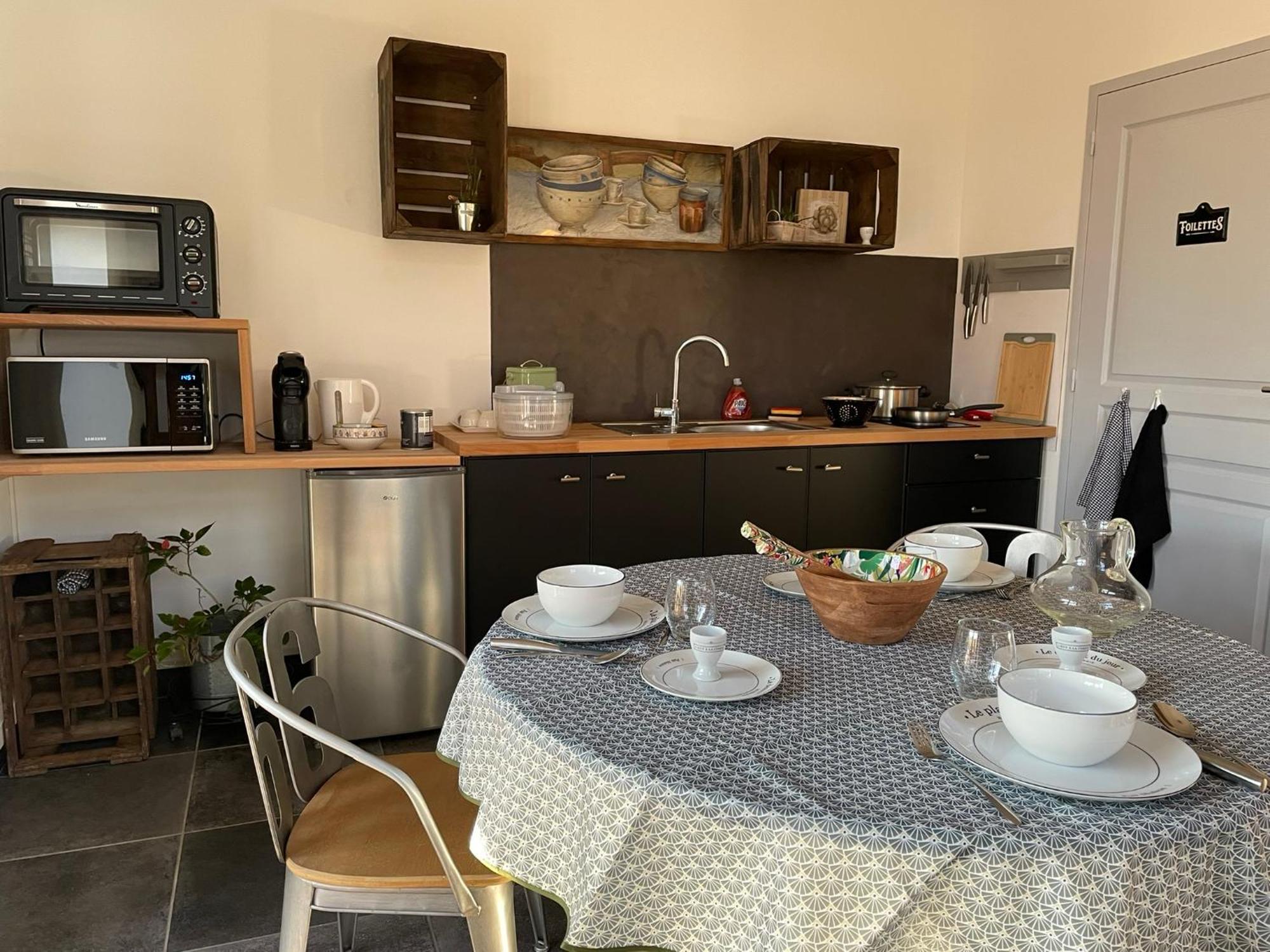 La Grange Aux Hirondelles - Appartement Complet Et Independant Commelle-Vernay Kültér fotó